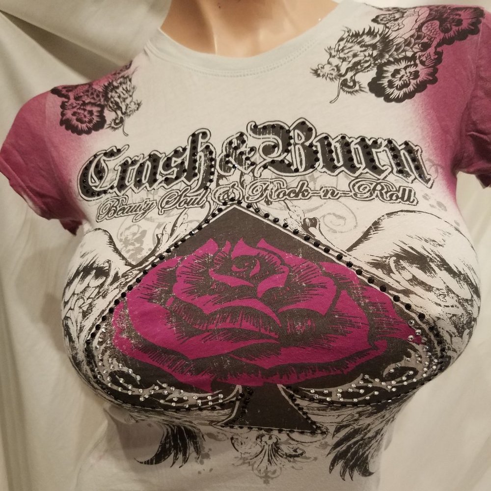 CRASH and BURN ash white embellished Tee S M